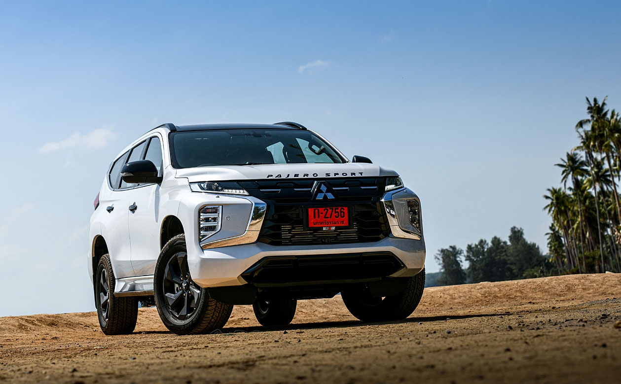 Pajero Sport 2024 ra mat anh 1
