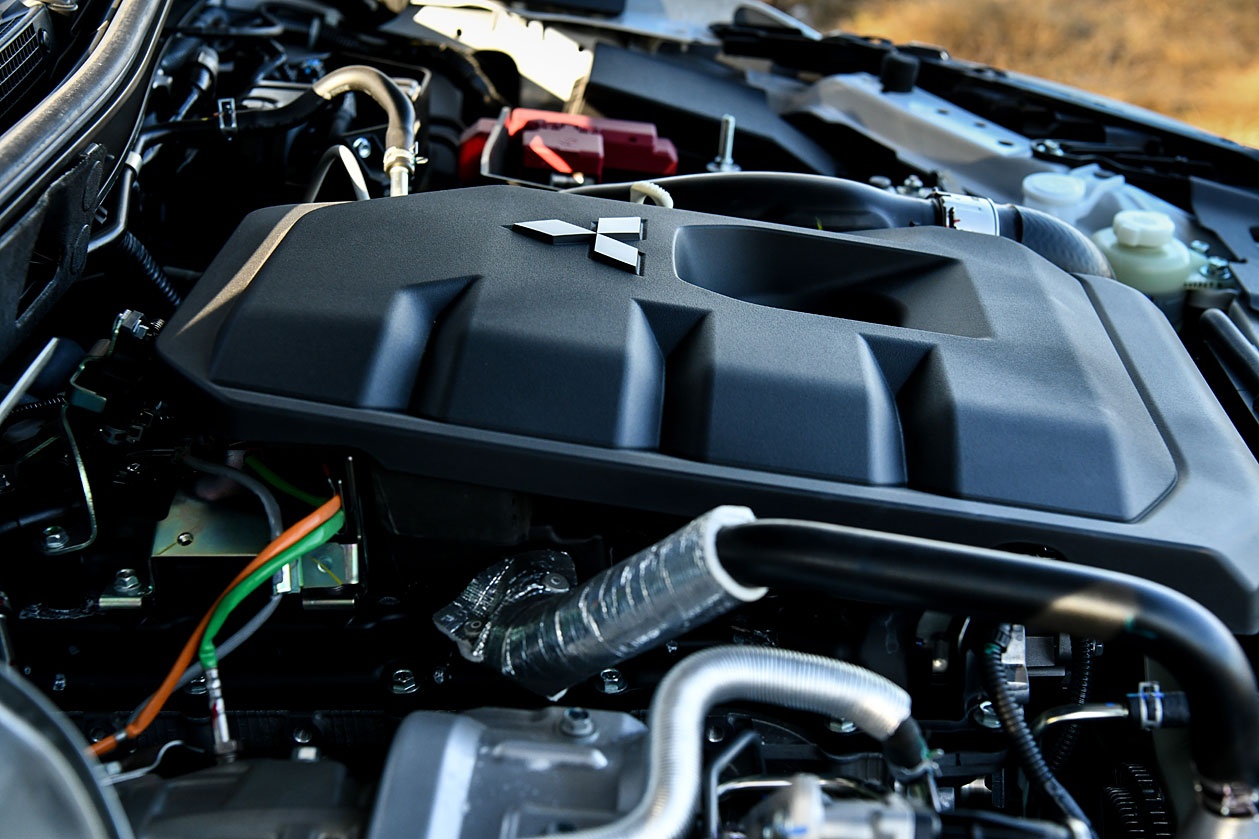 Pajero Sport 2024 ra mat anh 6