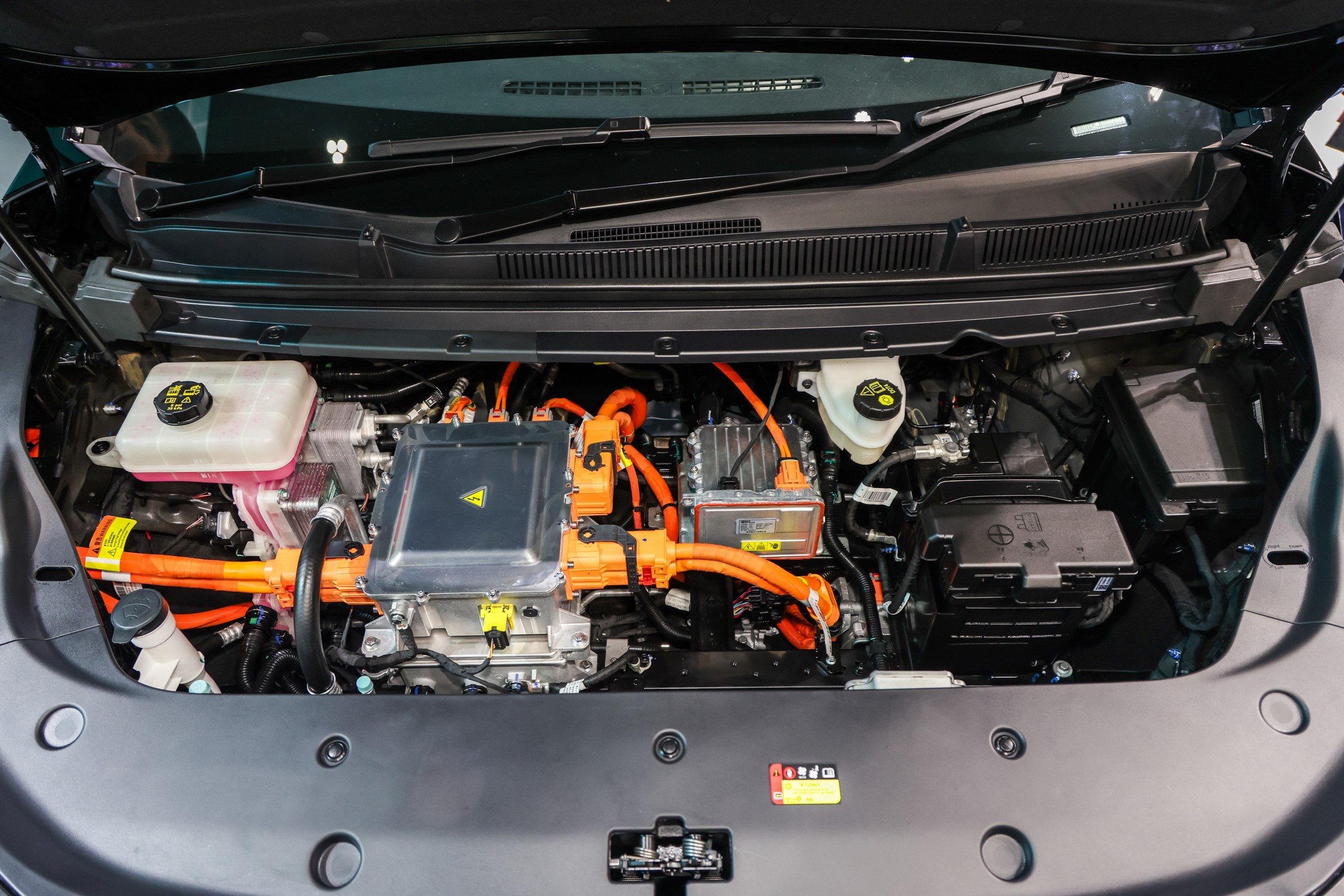 Can canh MG Maxus 7 anh 6