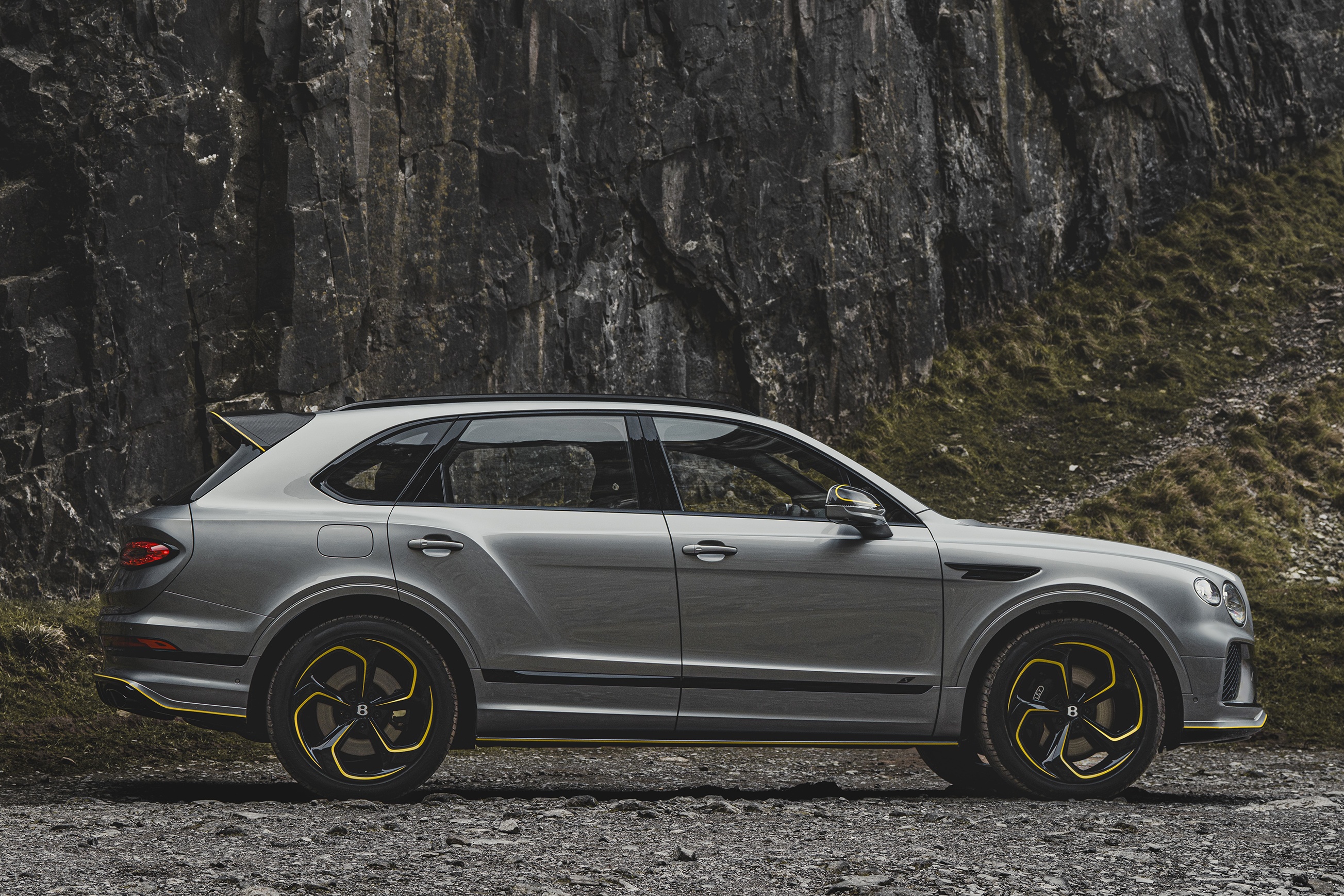 Bentley Bentayga S Umbra anh 2