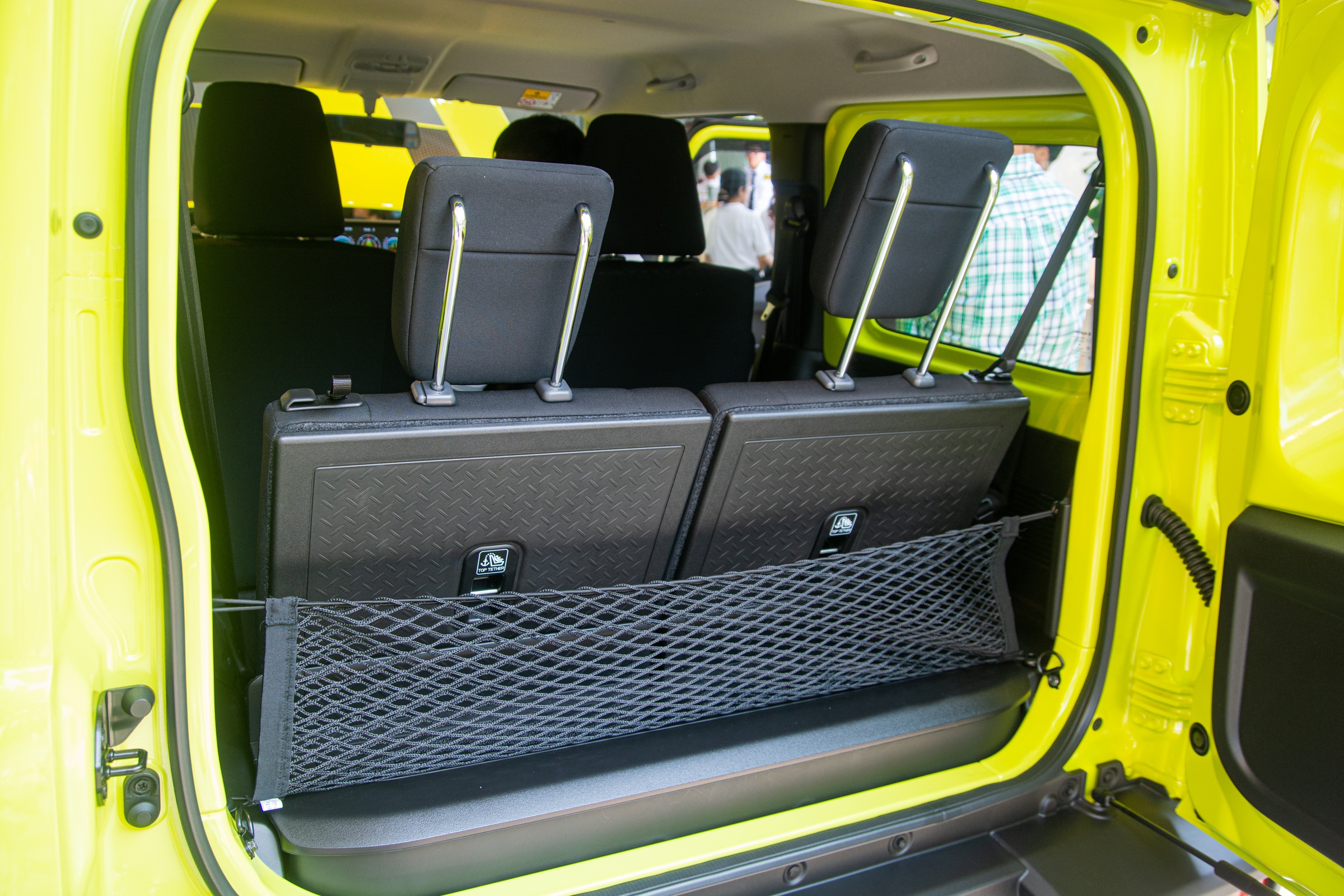 Suzuki Jimny mở bán ảnh 11 Suzuki Jimny mo ban anh 11