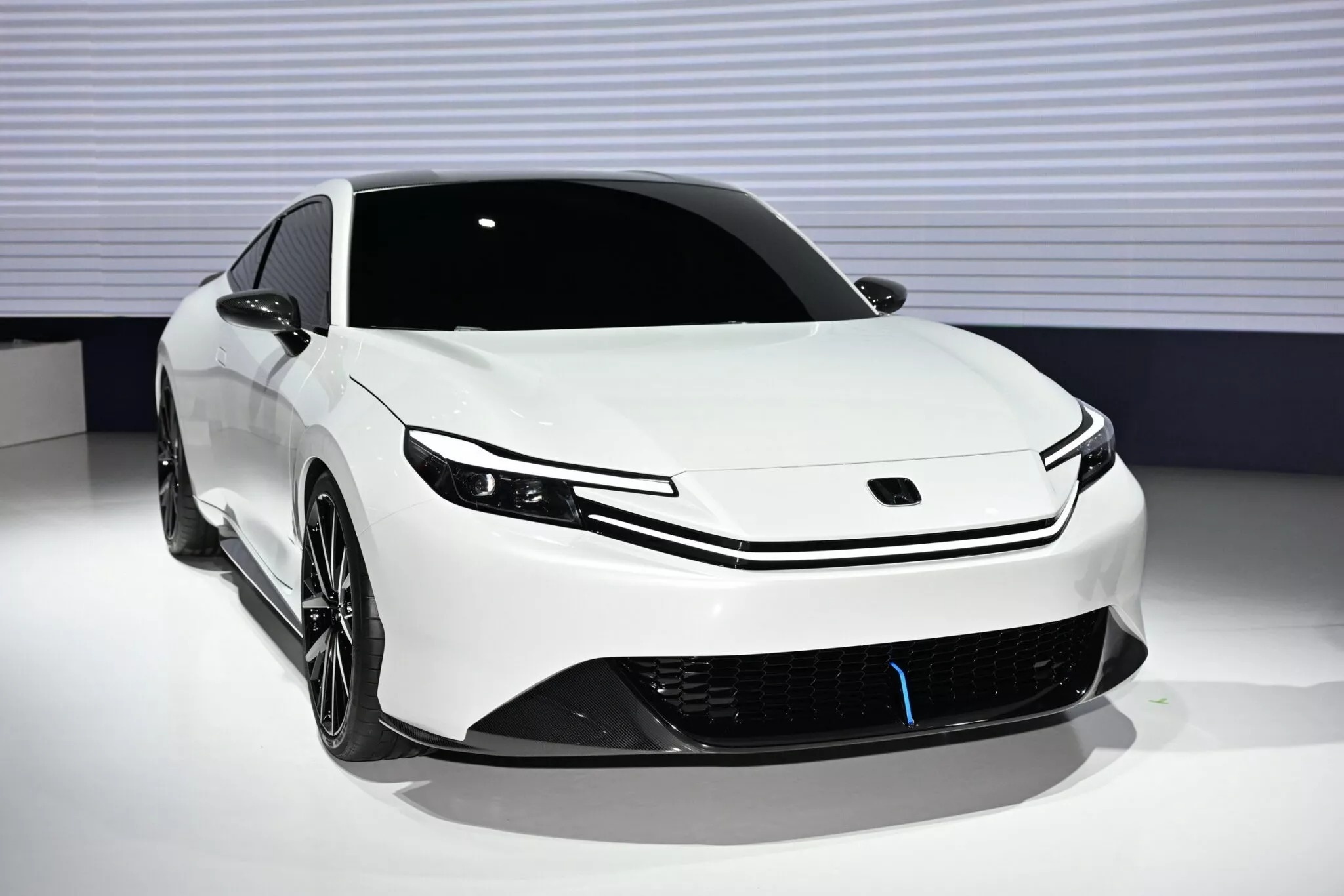 Honda Prelude - mau sedan the thao hybrid dung may Civic hinh anh