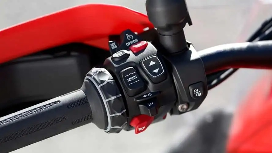 BMW R1300GSA ra mắt ảnh 4 BMW R1300GSA ra mat anh 4