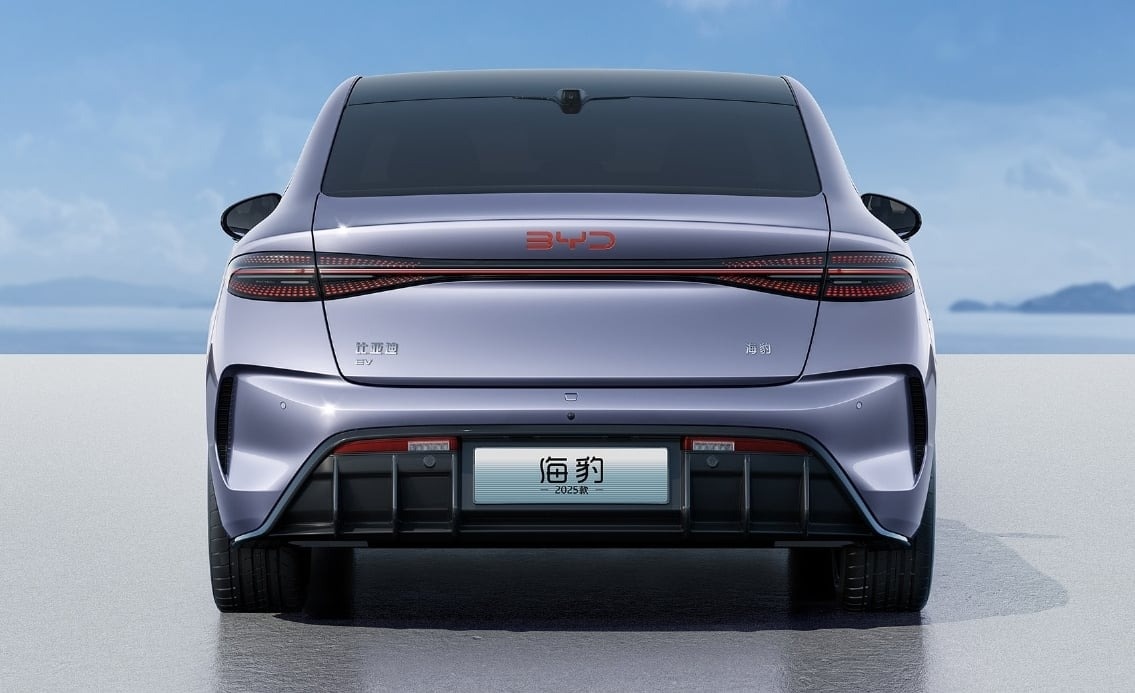 BYD Seal 2025 mở bản ảnh 2 BYD Seal 2025 mo ban anh 2