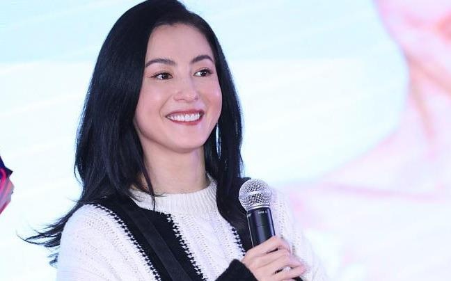 Truong Ba Chi tuoi tre sau khi sinh con thu 3 hinh anh