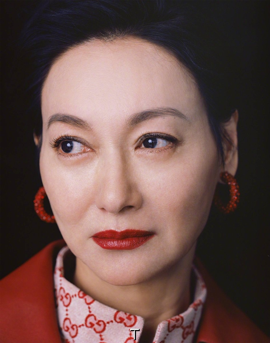 hue anh hong,  da nu hong kong anh 1