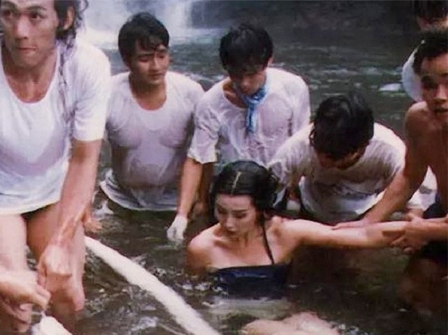 Bi mat dang sau canh tam cua Truong Man Ngoc va cac sao Hoa ngu hinh anh