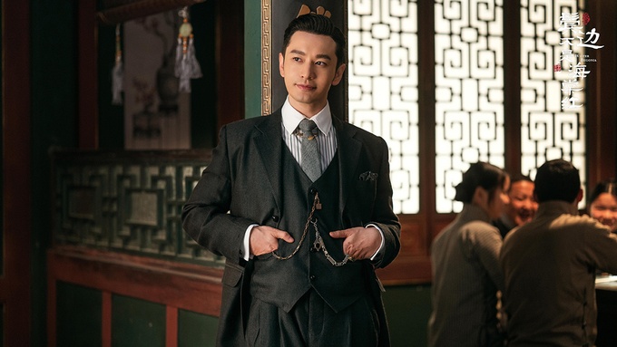 ben toc mai khong phai hai duong hong,  huynh hieu minh,  xa thi man anh 3