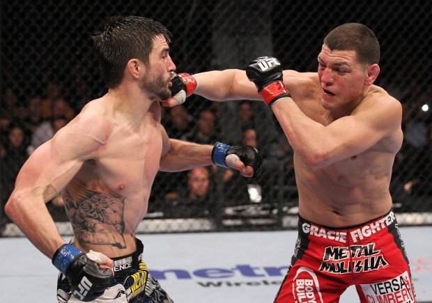Nhung chien thang gay tranh cai tai UFC hinh anh