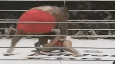 Nhung lan vo si 'khong lo' de thua truoc doi thu nho hon hinh anh