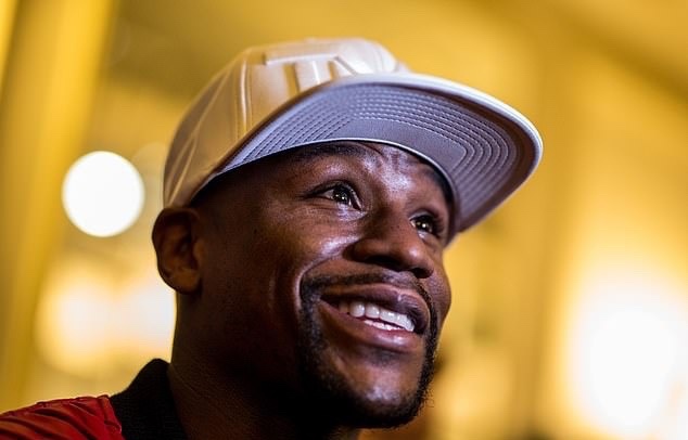 Mayweather xac nhan kha nang tro lai san dau hinh anh