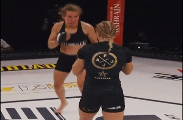 Nu vo si MMA tung cu da cao khien doi thu do guc hinh anh