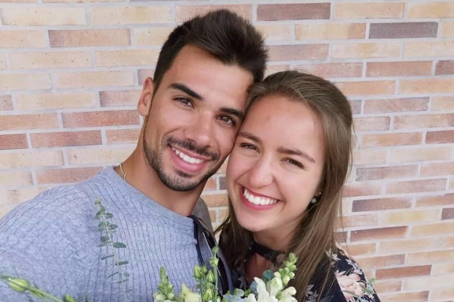 Tay dua MotoGP dinh hon voi con rieng cua me ke hinh anh