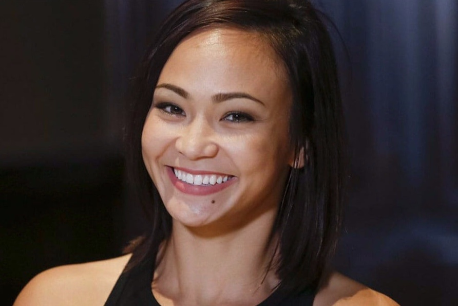 Vo si UFC gianh chien thang truoc cuu vo dich kickboxing hinh anh