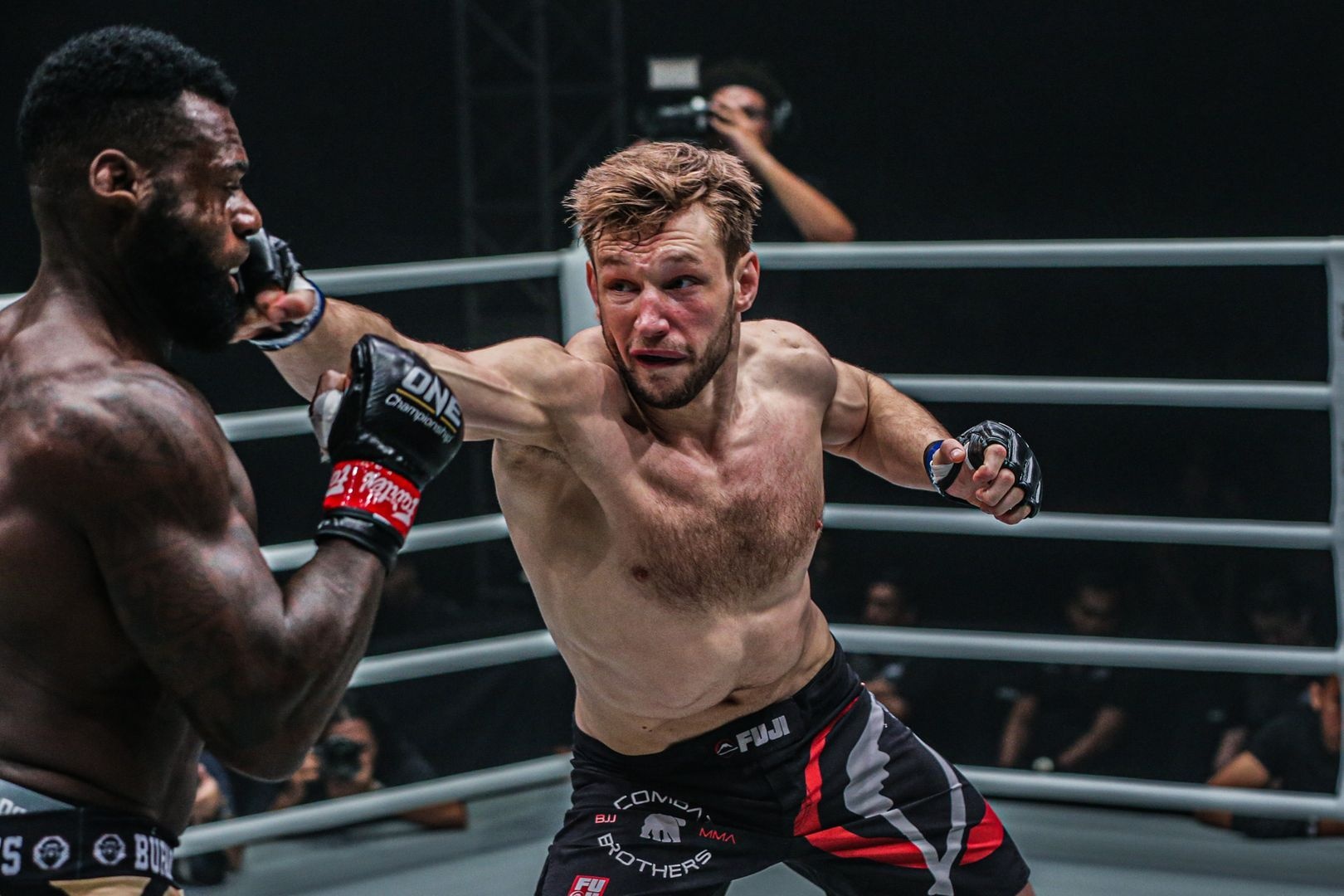 ONE Championship anh 4