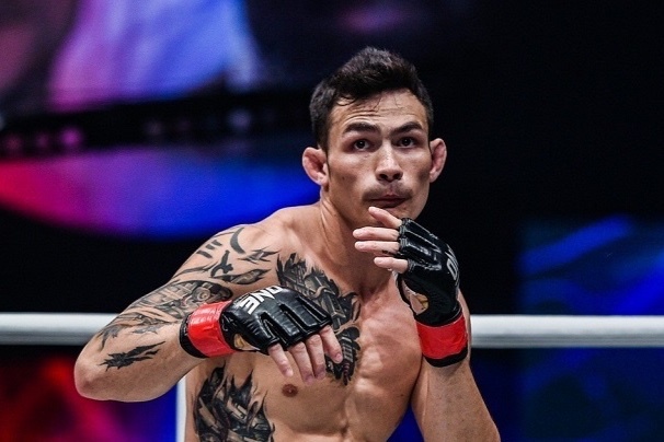 Thanh Le: 'Toi co tu duy chien dau tot hon Martin Nguyen' hinh anh