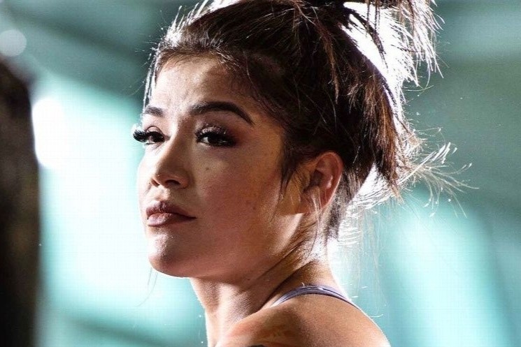 Nu vo si UFC chien dau vi uoc mo cua anh trai hinh anh