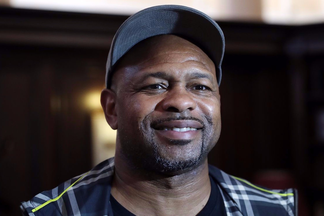 Jones Jr: 'Toi san sang chet trong tran dau voi Mike Tyson' hinh anh