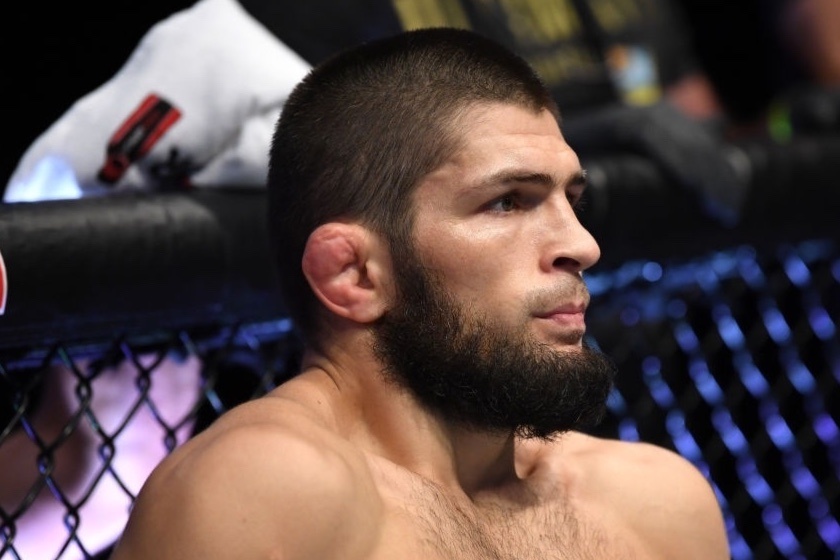 Khabib bi gay ngon chan truoc tran dau voi Gaethje hinh anh