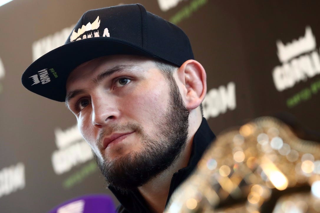 Khabib nhan tien thuong cao gap gan 14 lan so voi Gaethje hinh anh