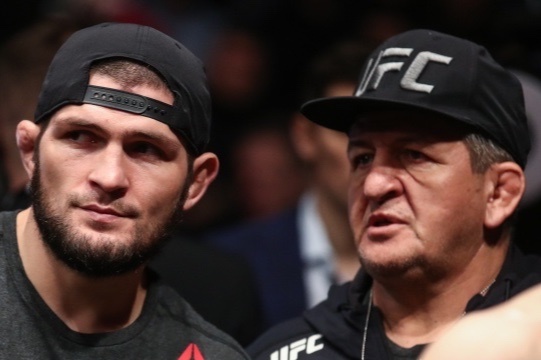 Khabib chia se khoanh khac tap luyen cung nguoi cha qua co hinh anh