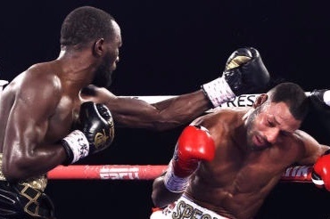 Vo si Crawford bat bai 37 tran khi ha cuu vo dich IBF hinh anh