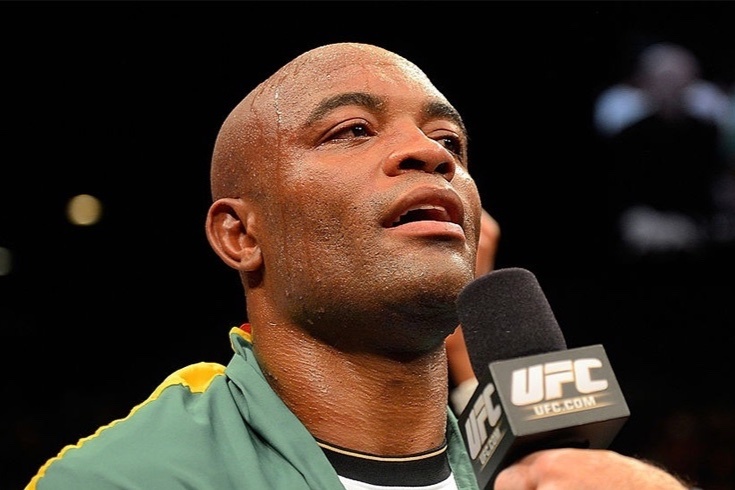 UFC cat hop dong voi Anderson Silva sau 14 nam hinh anh