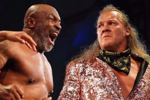 Huyen thoai WWE muon thuong dai voi Mike Tyson hinh anh