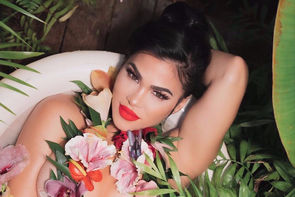 Nu vo si Rachael Ostovich bi UFC sa thai hinh anh