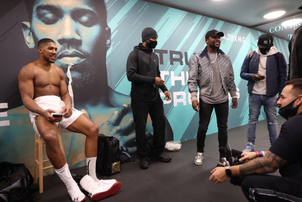 Anthony Joshua anh 6