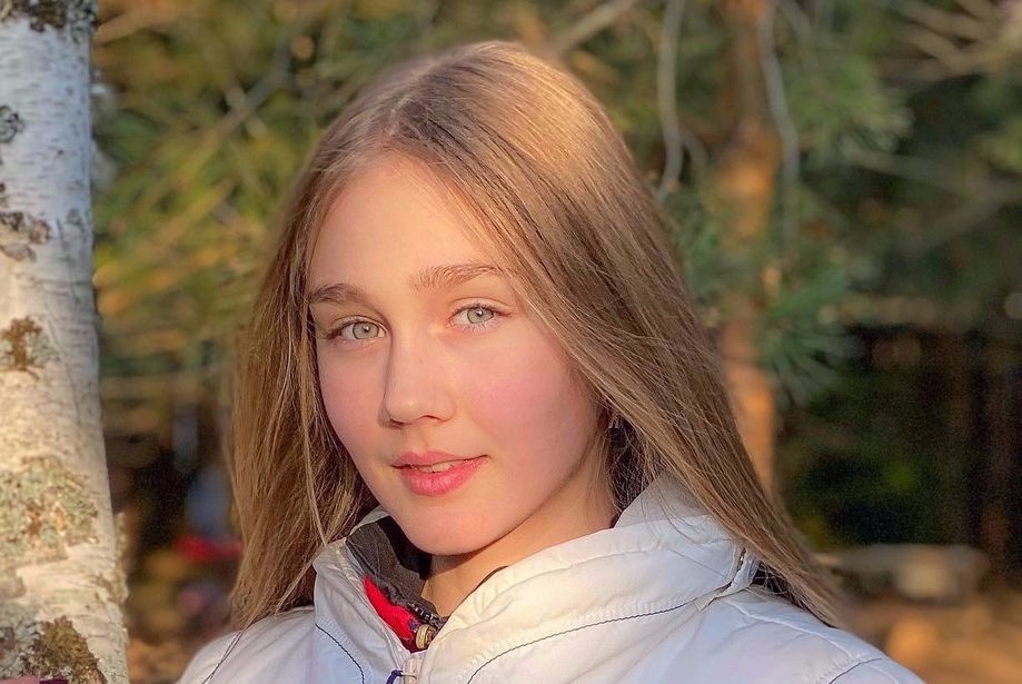 Sac voc noi bat cua tay vot nu 14 tuoi hinh anh