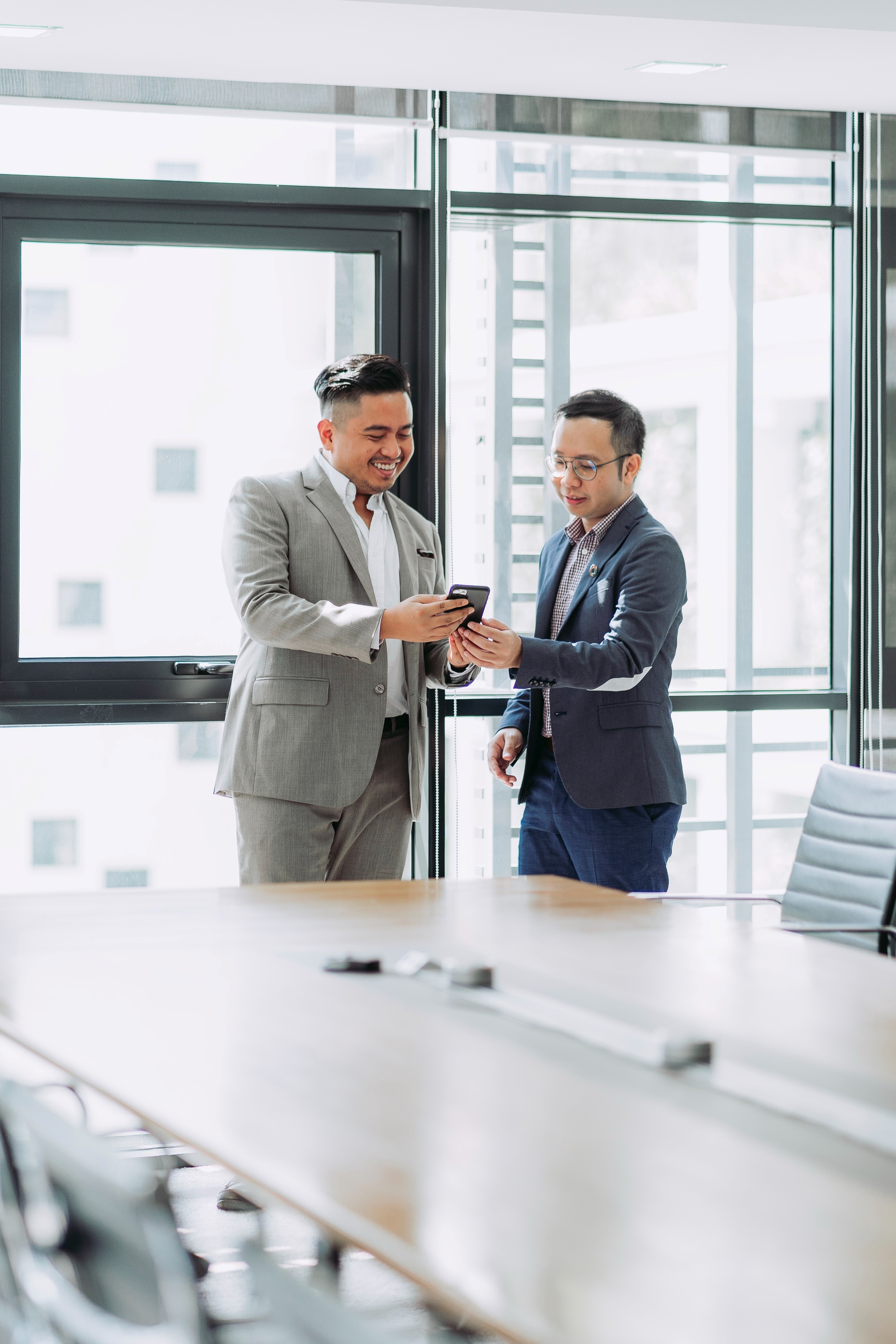 ket ban van phong anh 15