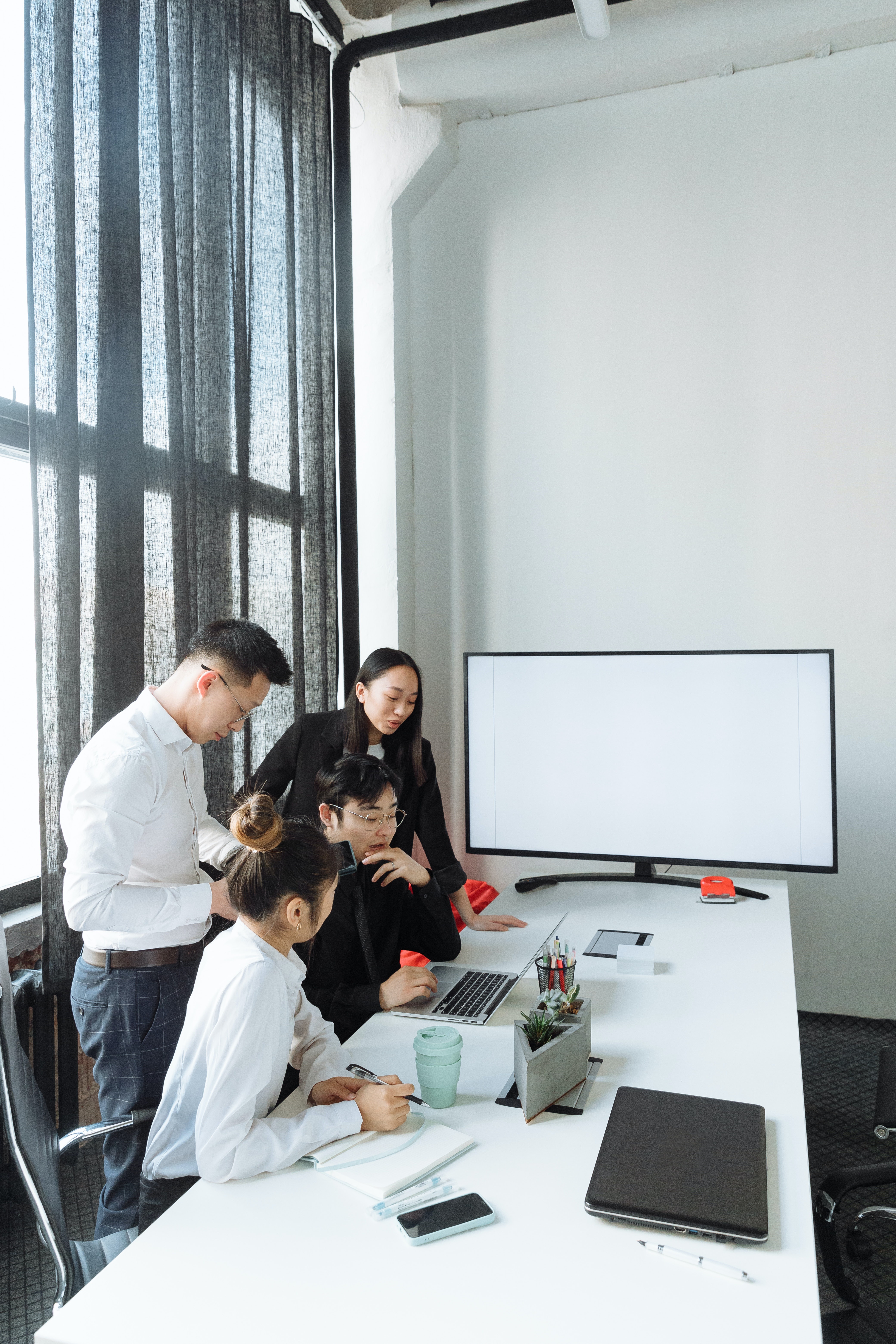 nhân viên lười biếng  ảnh 3 nhan vien luoi bieng anh 3