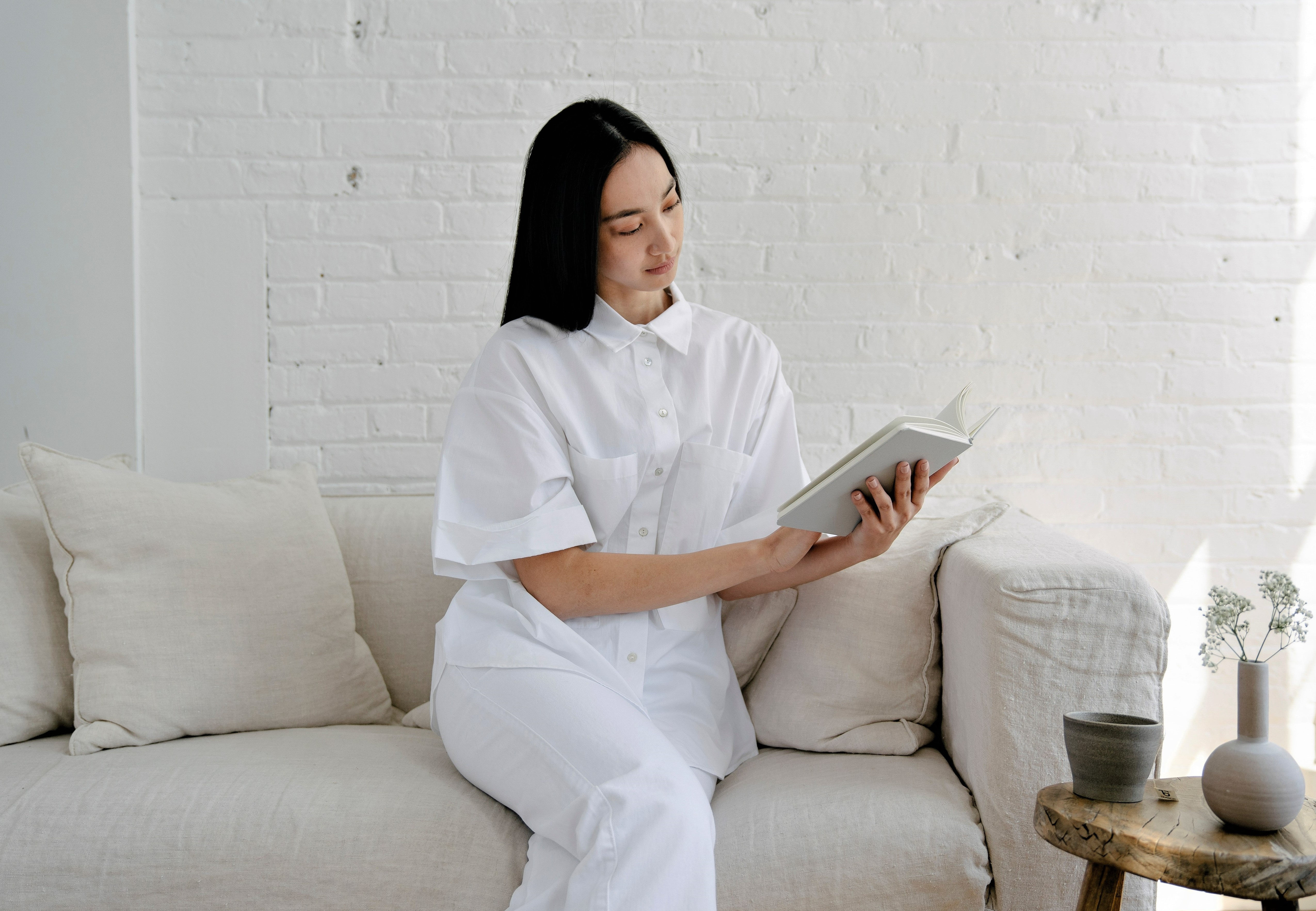 Tam quan trong cua viec danh thoi gian mot minh hinh anh