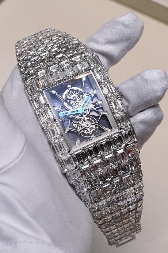 dong ho Billionaire Timeless Treasure anh 9