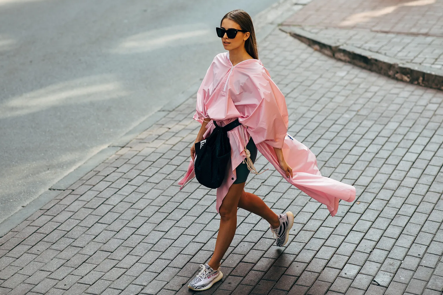 Mac gi khi co dang nguoi nho nhan, manh khanh hinh anh