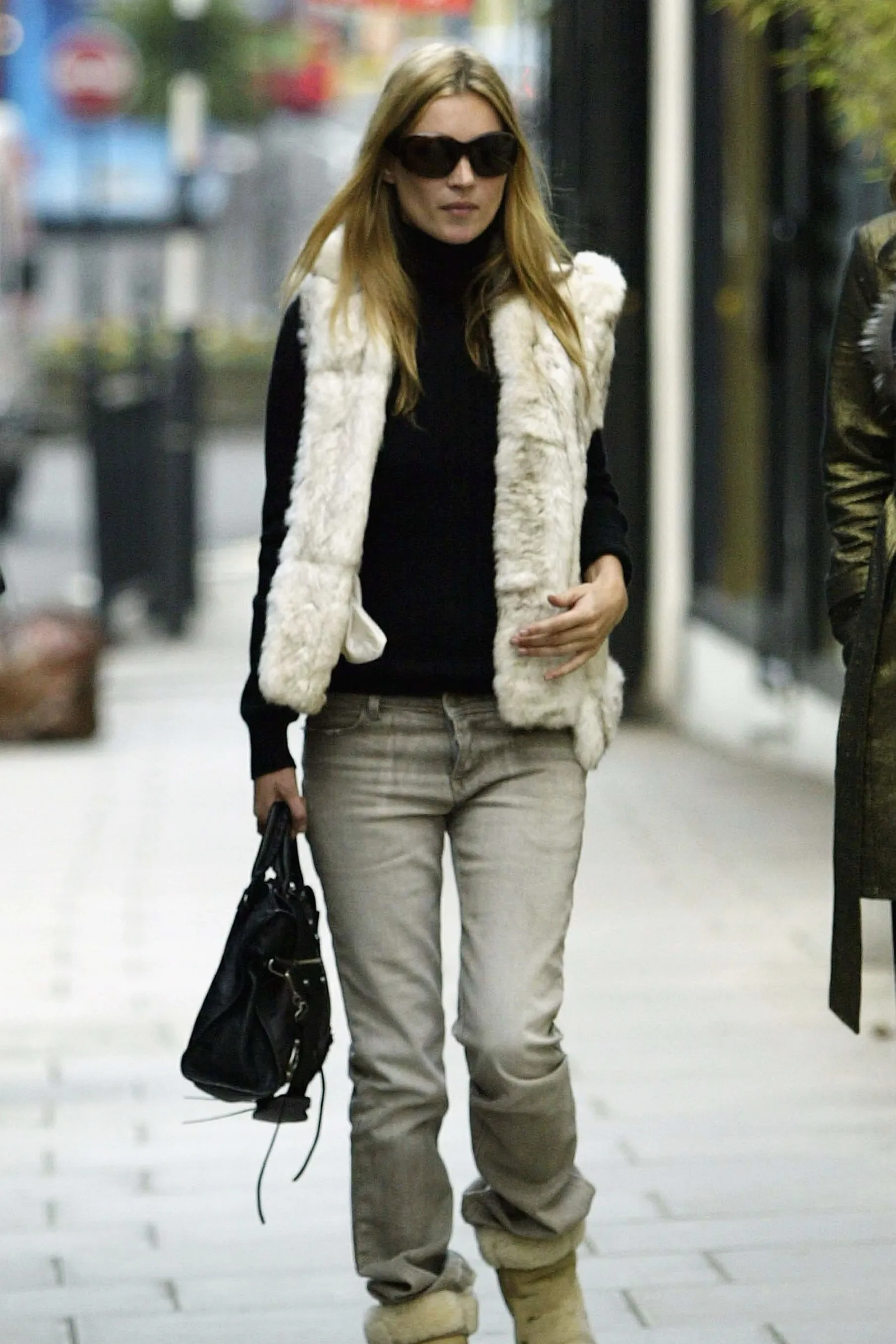 tui xach kinh dien anh 24