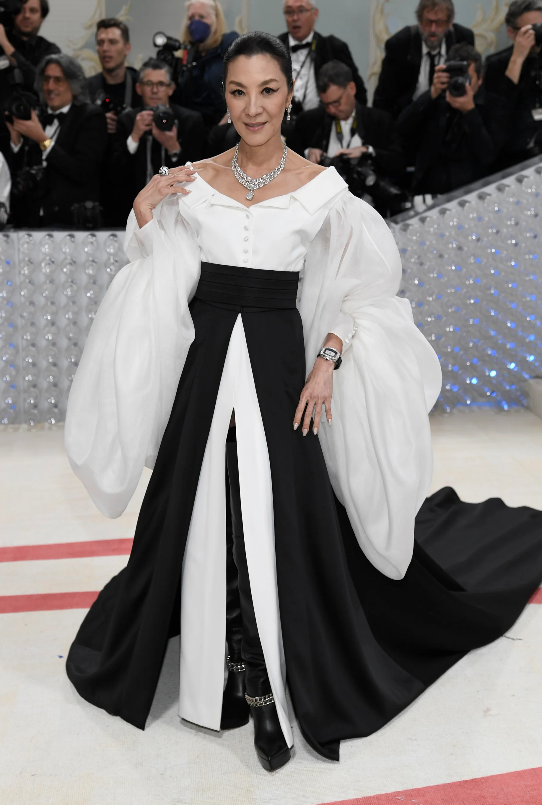 trang suc met gala 2023 anh 21