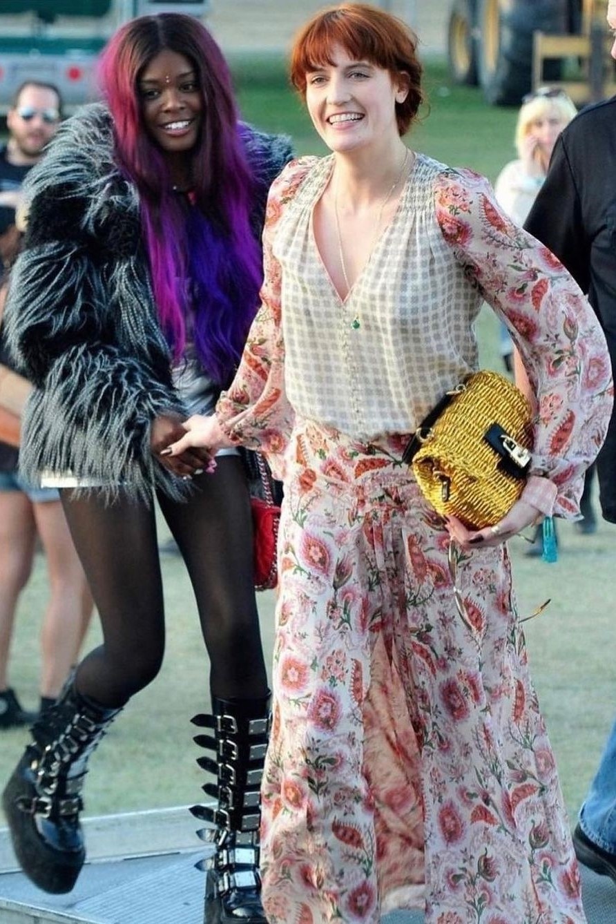 xu huong thoi trang,  y2k,  hot trend,  fashion trend,  quiet luxury,  indie sleaze anh 3