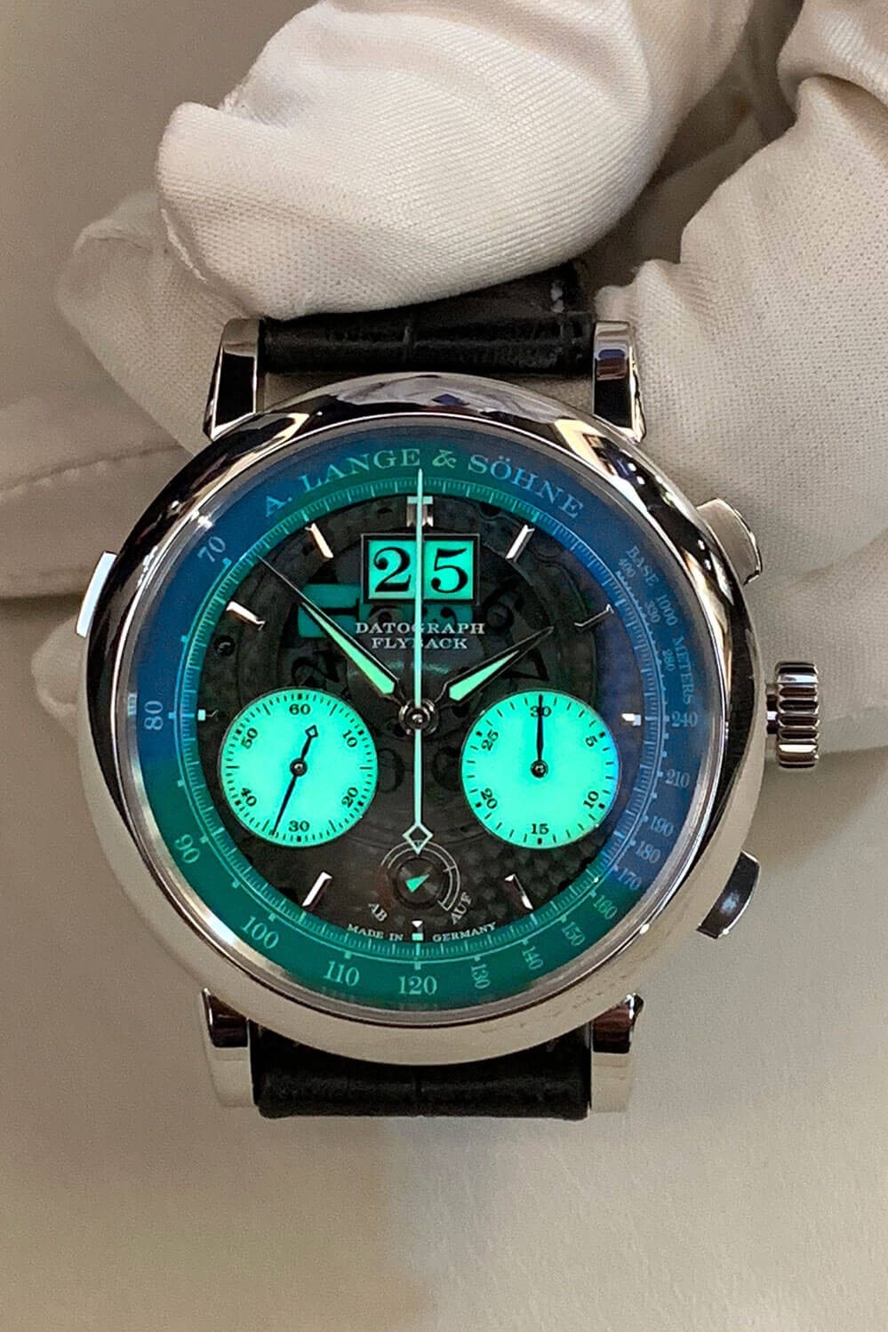 dong ho phat quang anh 30