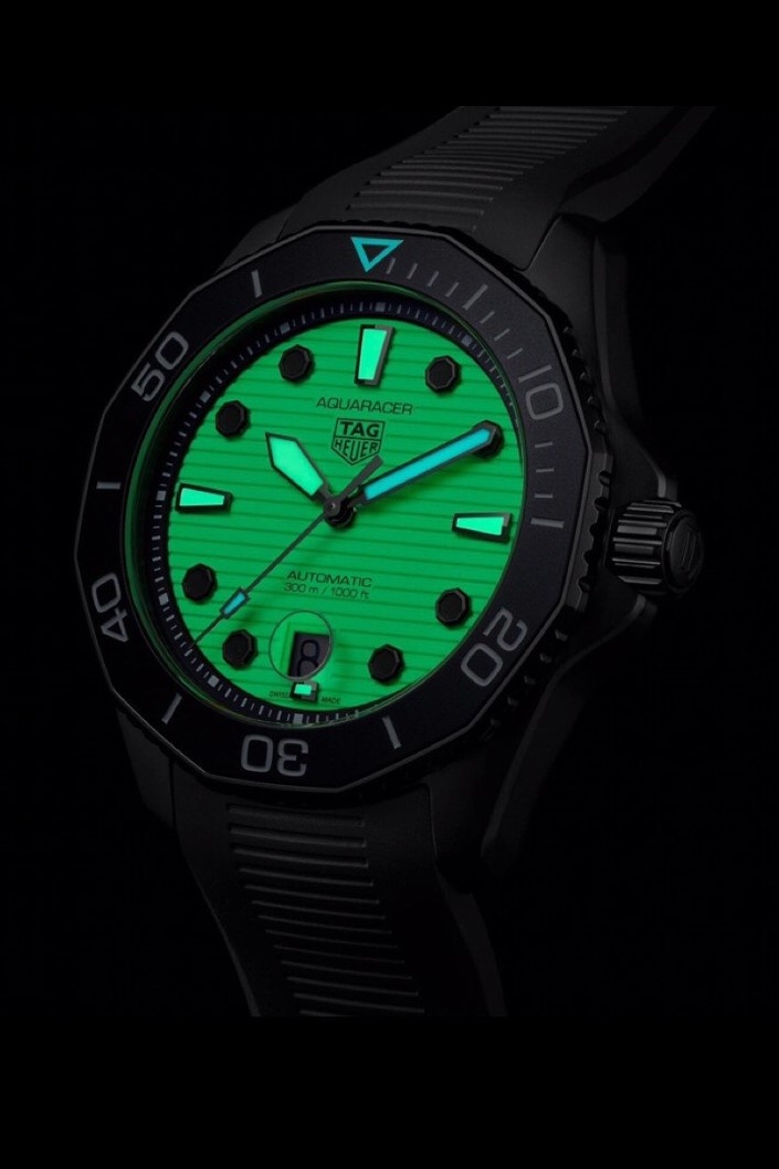 dong ho phat quang anh 18