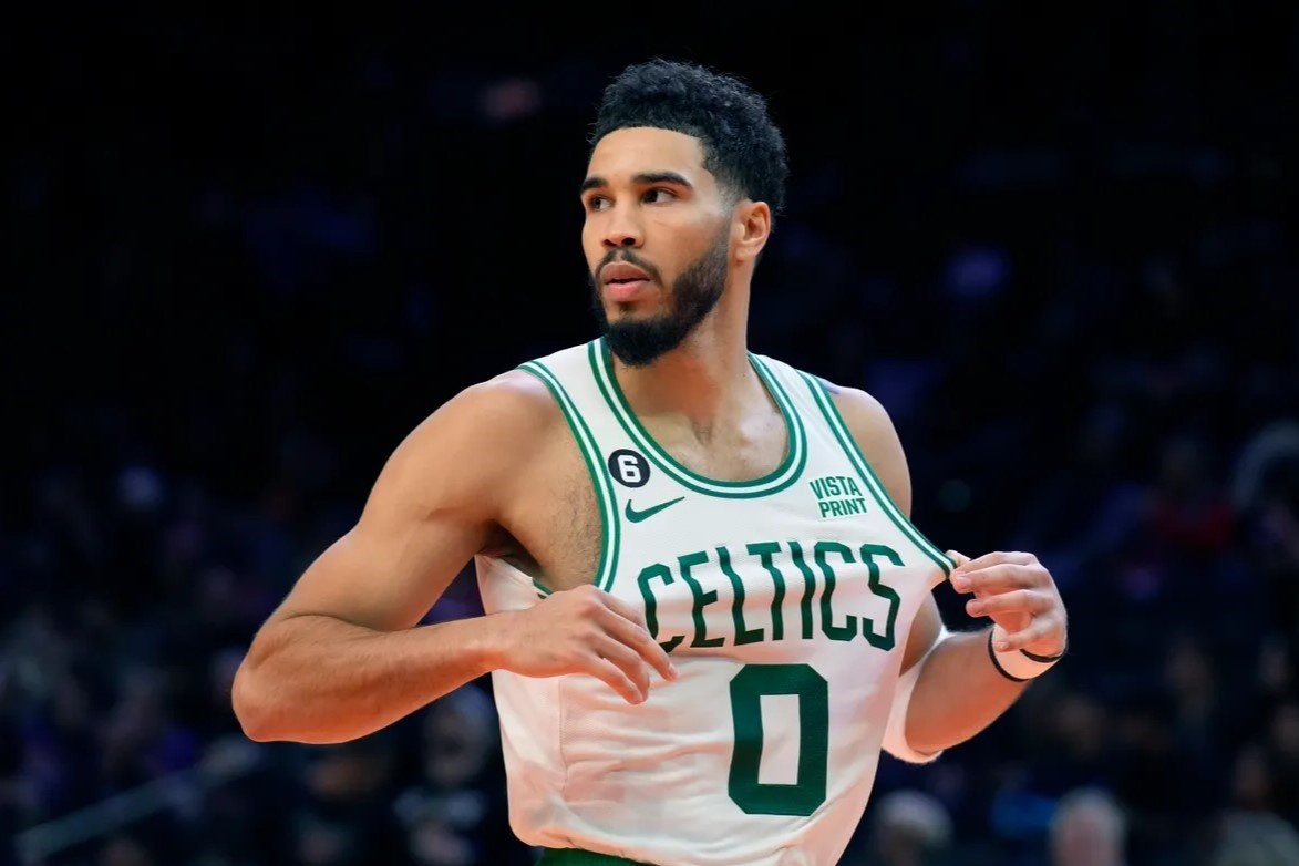 Bai hoc ve tien cua ngoi sao bong ro duoc tra cao nhat NBA hinh anh