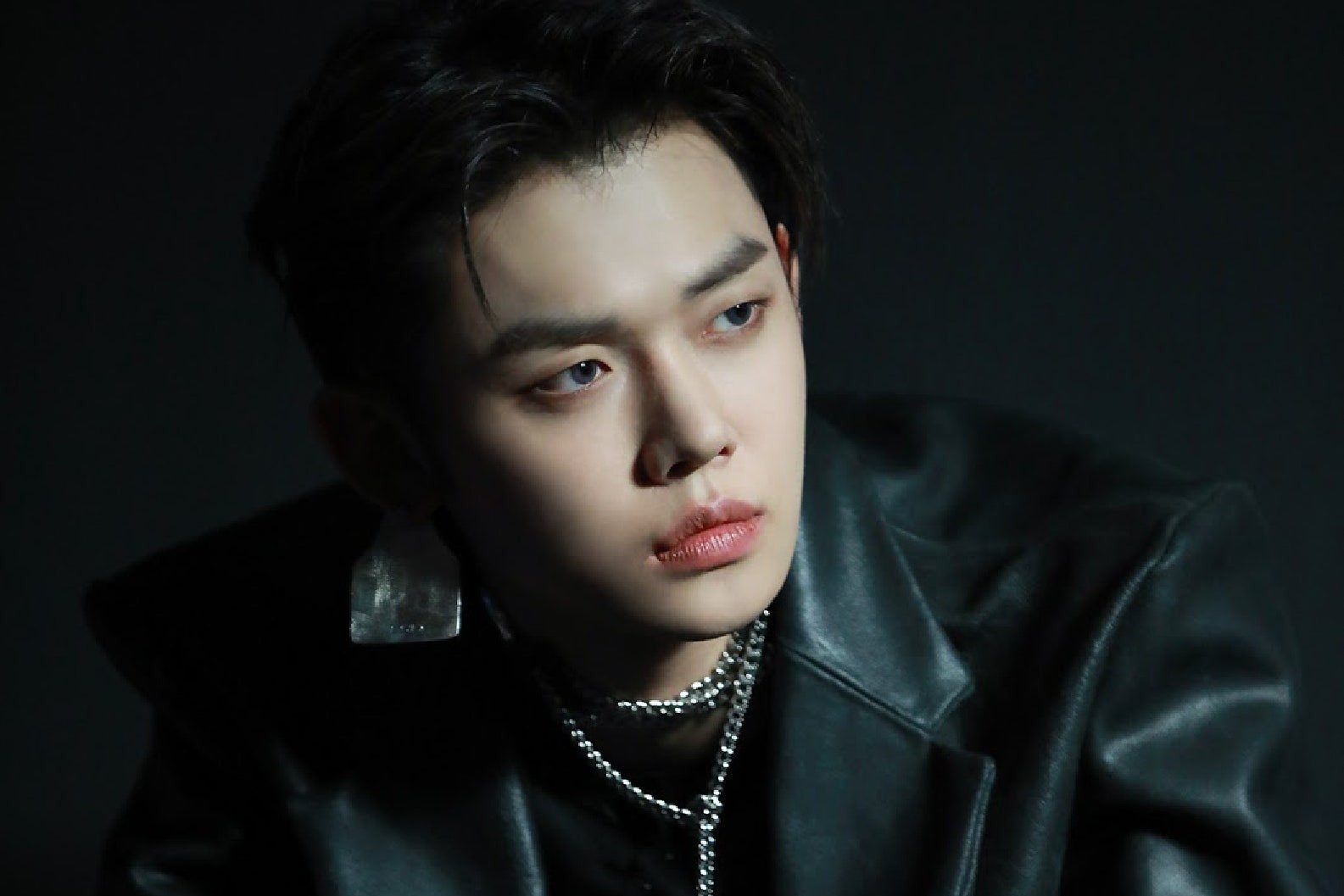 CEO Han Quoc chia tay vi ban gai noi 'Em yeu anh' voi idol Kpop hinh anh