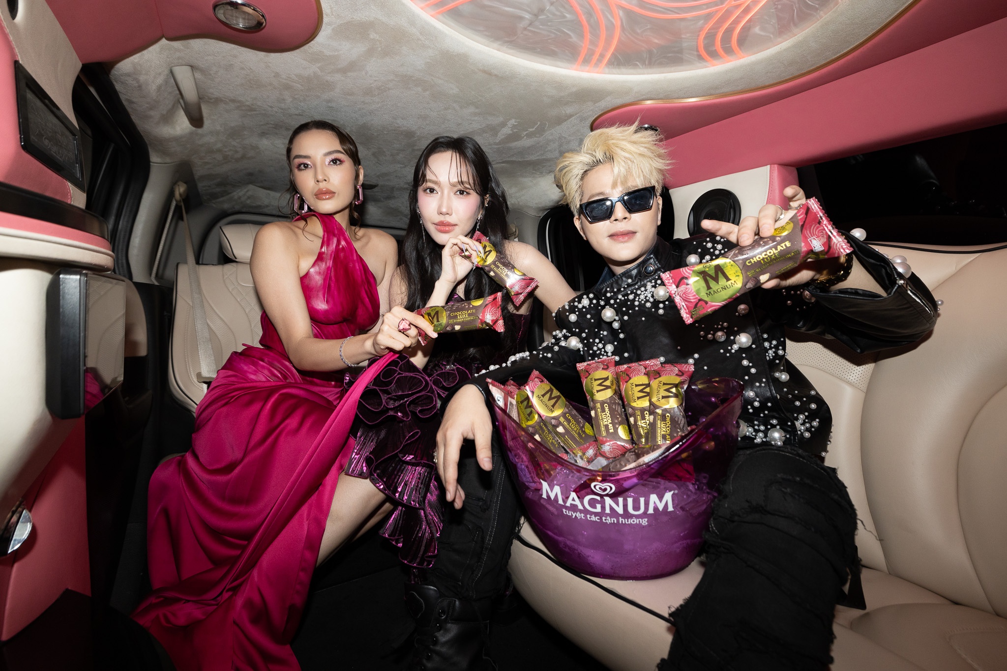 Magnum,  Chi Pu anh 1