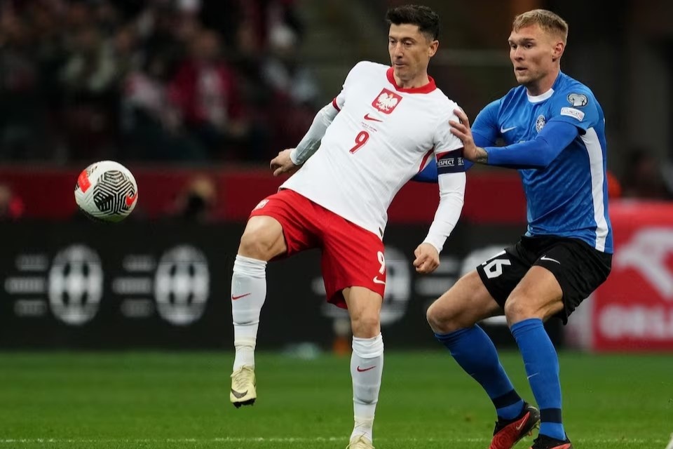 áo thi đấu euro 2024,  trang phục bóng đá,  trang phục thi đấu,  bóng đá châu Âu  ảnh 9 ao thi dau euro 2024,  trang phuc bong da,  trang phuc thi dau,  bong da chau Au anh 9