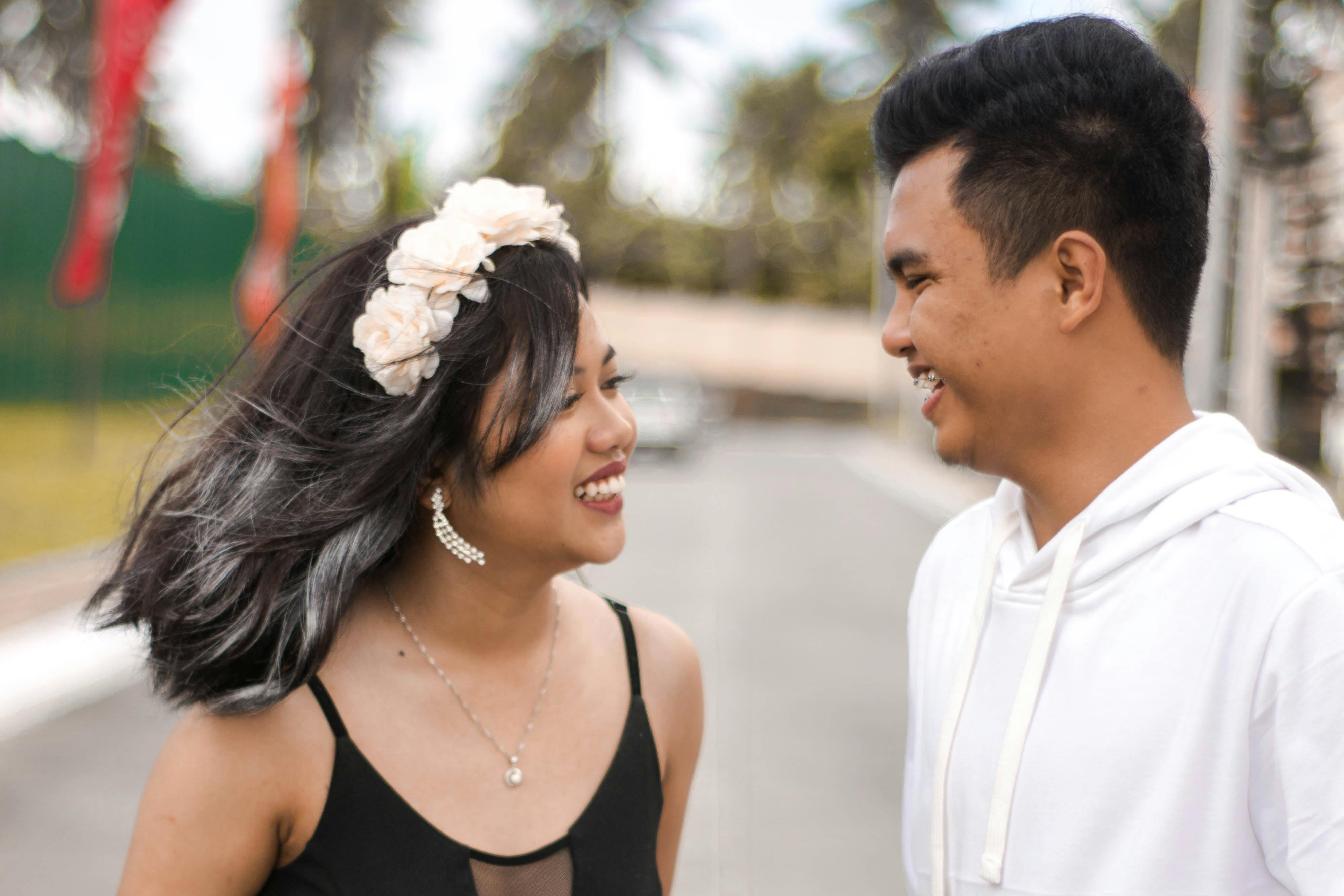 Dau hieu nguoi yeu chua quen duoc tinh cu hinh anh