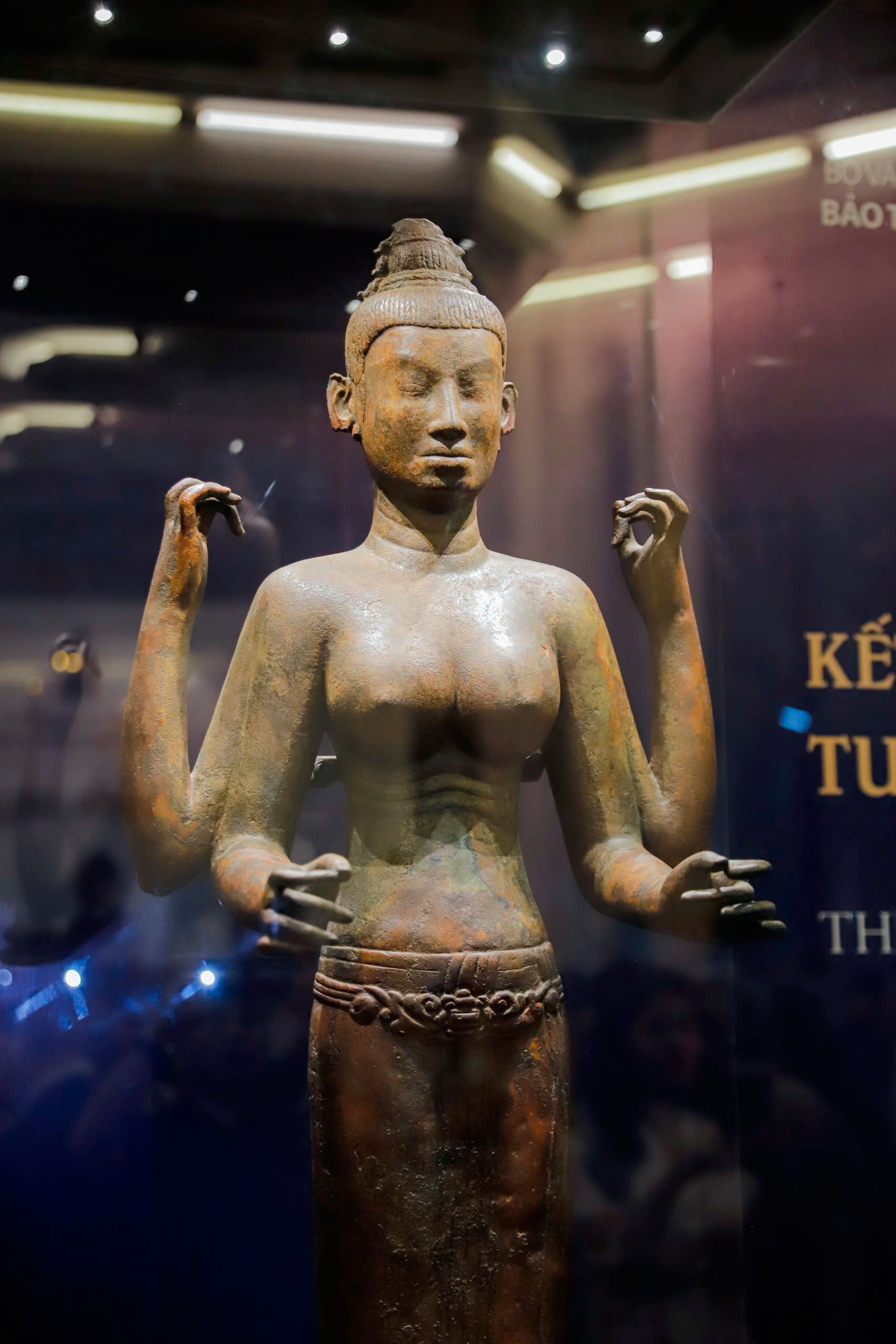 báu vật champa,  dấu ấn thời gian, bảo tàng lịch sử quốc,  Đào Danh Đức ảnh 2 bau vat champa,  dau an thoi gian, bao tang lich su quoc,  Dao Danh Duc anh 2