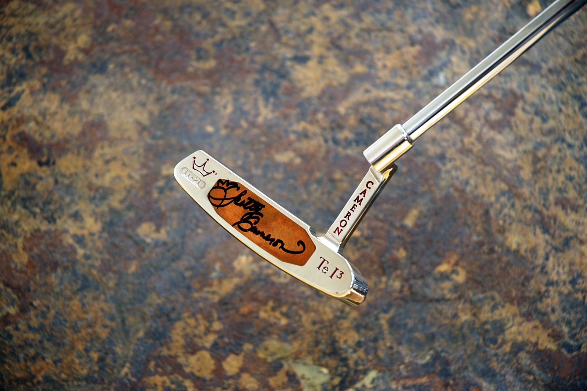 gậy golf đắt nhất, hối lộ gậy golf, xuyên việt oil, honma beres 09 5 sao, gậy golf nhật bản, đắt nhất thế giới ảnh 7 gay golf dat nhat, hoi lo gay golf, xuyen viet oil, honma beres 09 5 sao, gay golf nhat ban, dat nhat the gioi anh 7