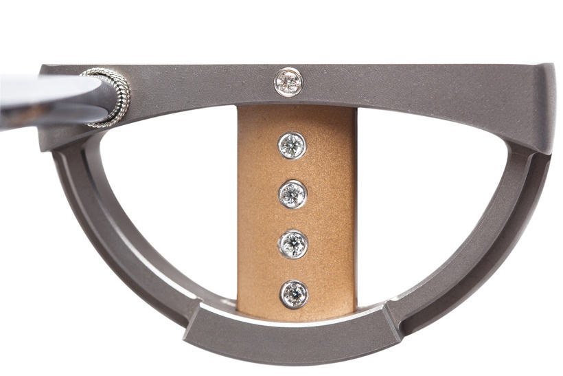 gậy golf đắt nhất, hối lộ gậy golf, xuyên việt oil, honma beres 09 5 sao, gậy golf nhật bản, đắt nhất thế giới ảnh 13 gay golf dat nhat, hoi lo gay golf, xuyen viet oil, honma beres 09 5 sao, gay golf nhat ban, dat nhat the gioi anh 13