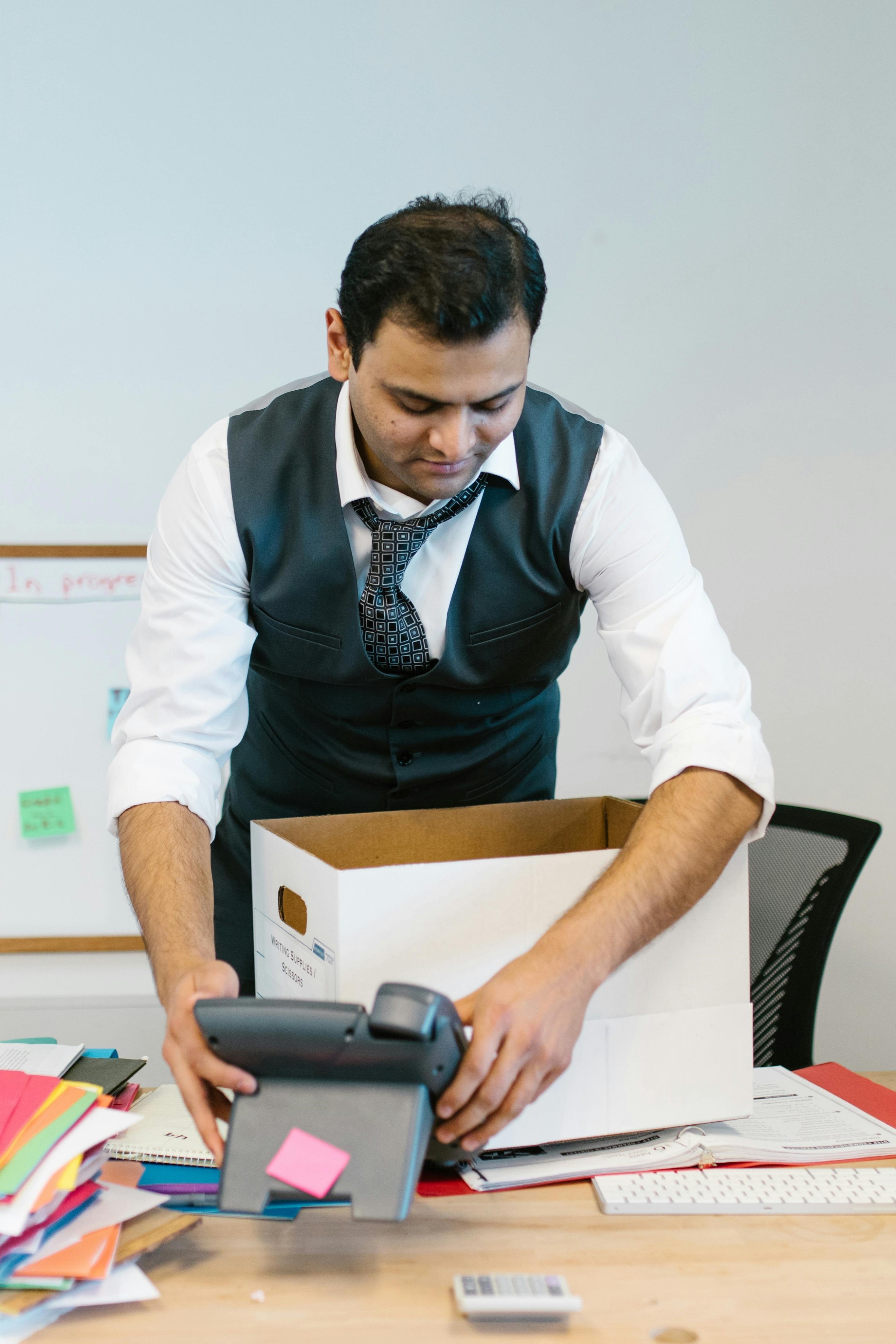 sa thai hang loat,  Meta,  Facebook,  cong ty My,  lan song sa thai,  rui ro phap ly,  cuoc dai sa thai anh 10